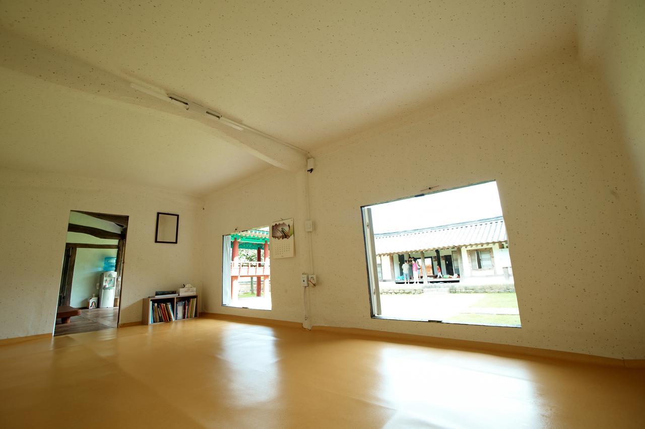 Seoakseowon Hotel Gyeongju Buitenkant foto