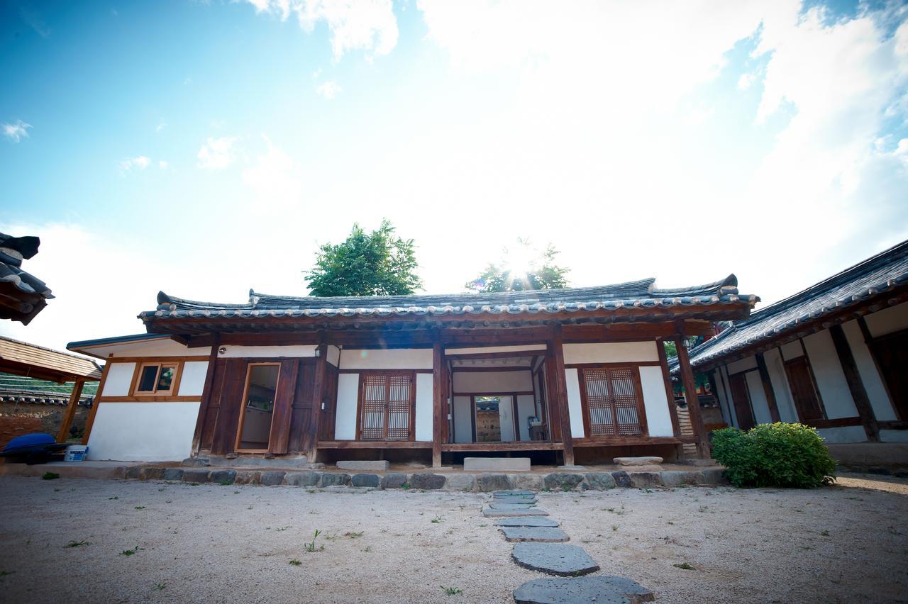 Seoakseowon Hotel Gyeongju Buitenkant foto